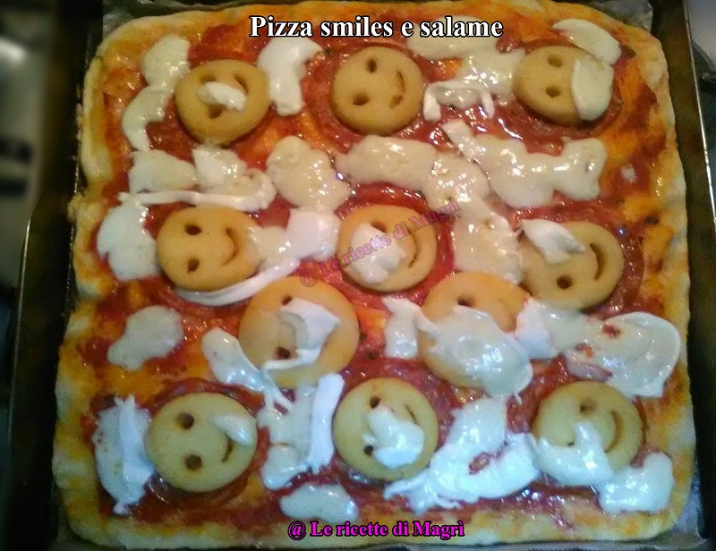 Pizza smiles e salame.jpg