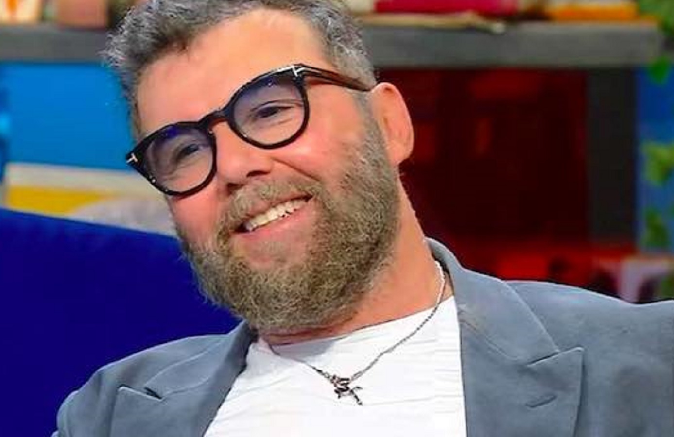 Paolo Vallesi in concerto 2023 San Nicola Manfredi.jpg