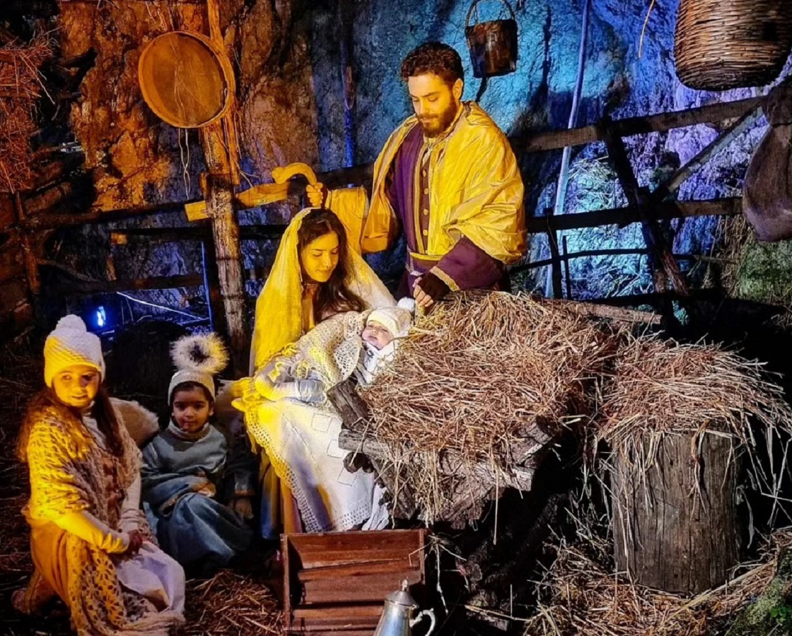 Presepe Vivente del 700 Napoletano Vaccheria Caserta.jpg