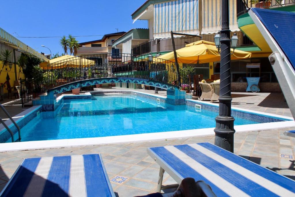 Interni 1