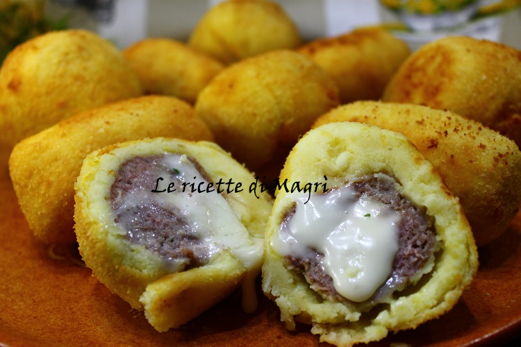 Crocpolpette crocche ripieni di polpette.JPG