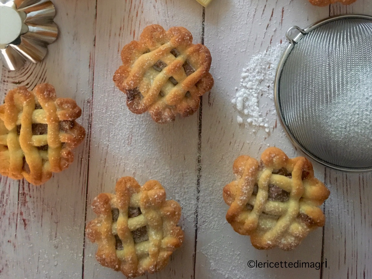 Crostatine_nutella_e_cioccolato_bianco.jpg