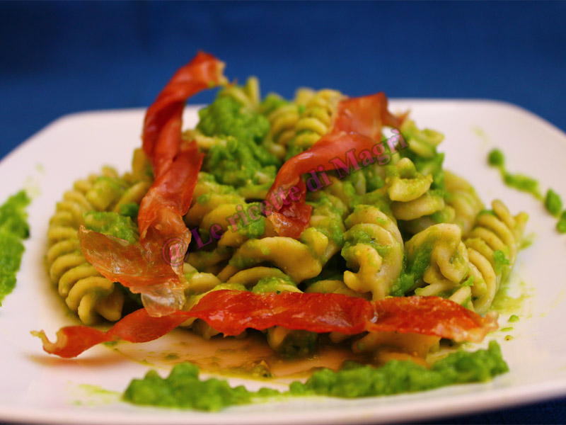 Fusilli ai cinque cereali con pesto di piselli.jpg