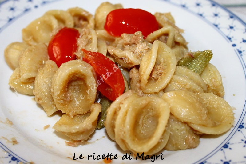 Orecchiette tonno pomodori ed olive.png