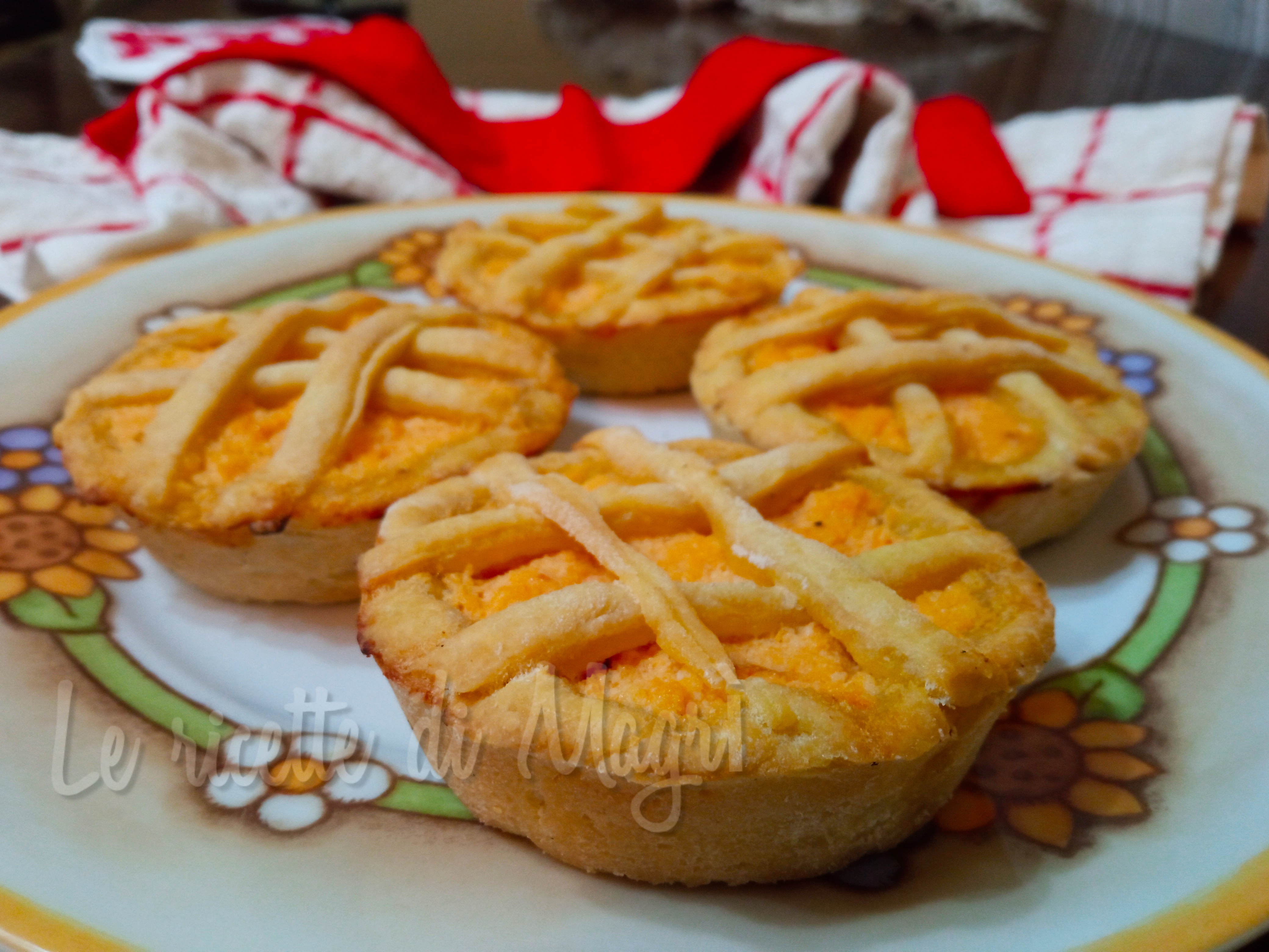 crostatine_salate_senza_burro_con_crema_di_peperoni.png