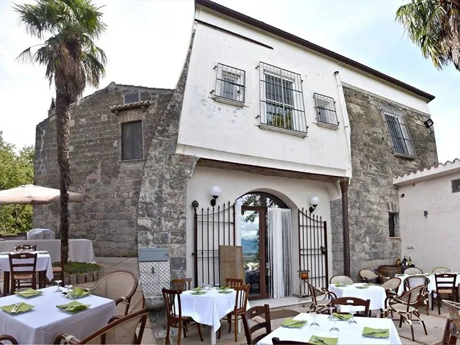 Foto della villa per matrimoni Il Casino Borbonico a Caiazzo