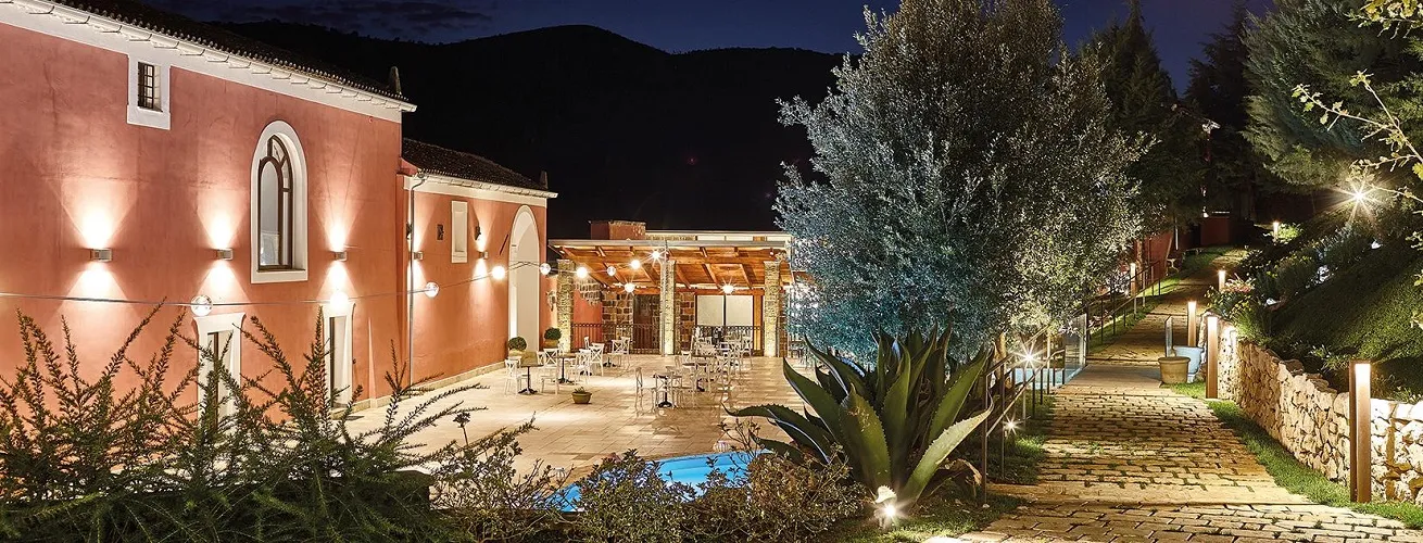 Foto della villa per matrimoni Tenuta Carafa a Formicola