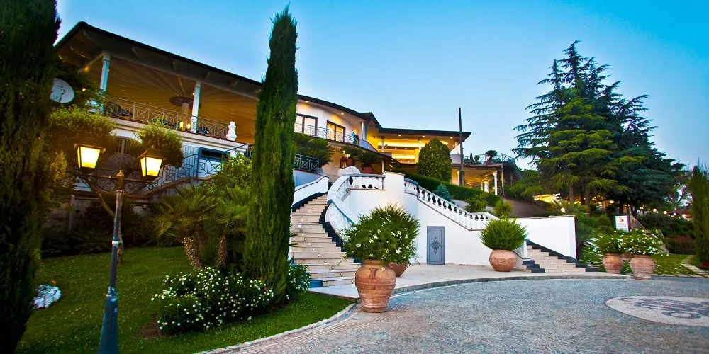 Foto della villa per matrimoni Villa Ebla a Triflisco di Bellona